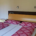 Apartment Hauser *